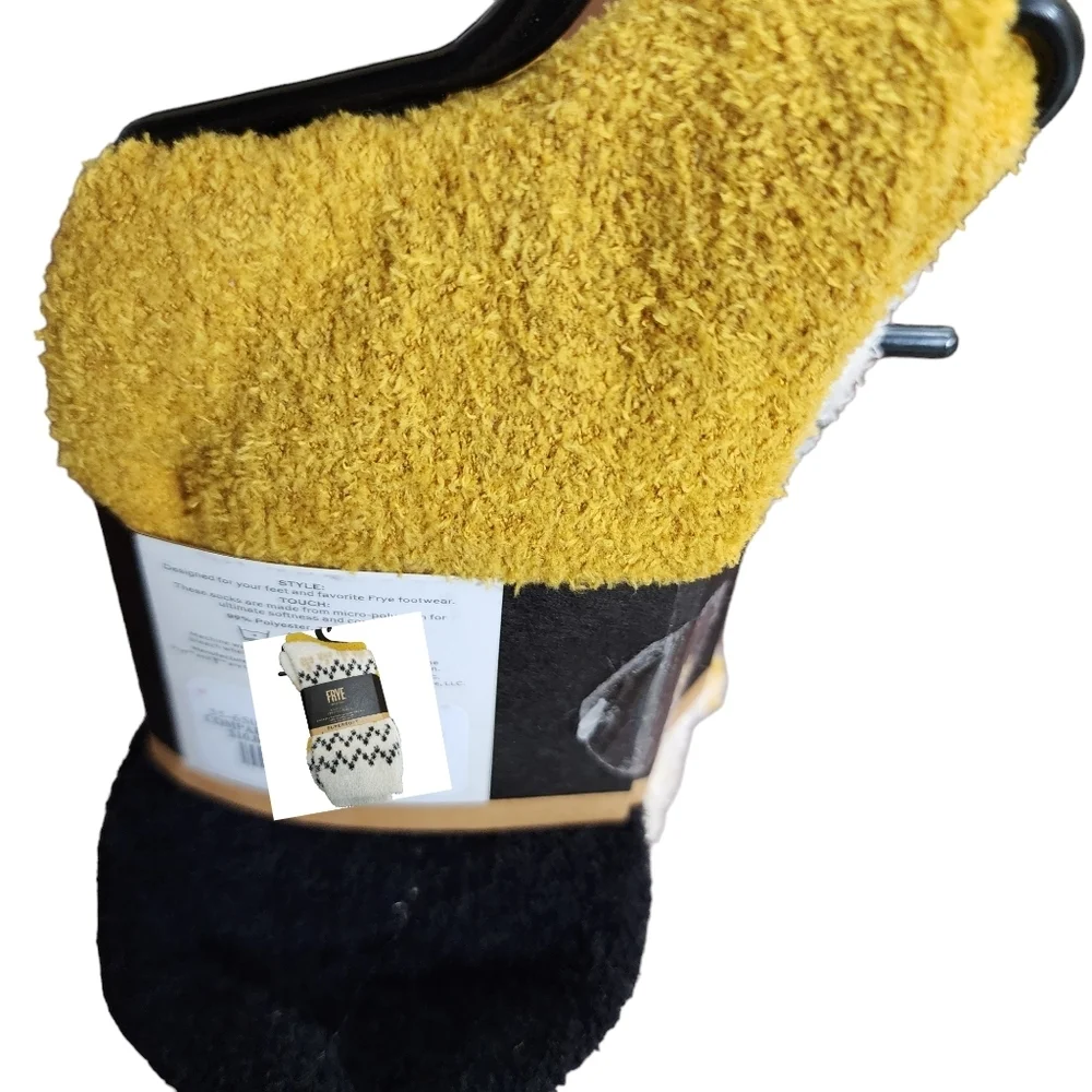 Frye Supersoft 2 pair socks Mustard Black Abstract